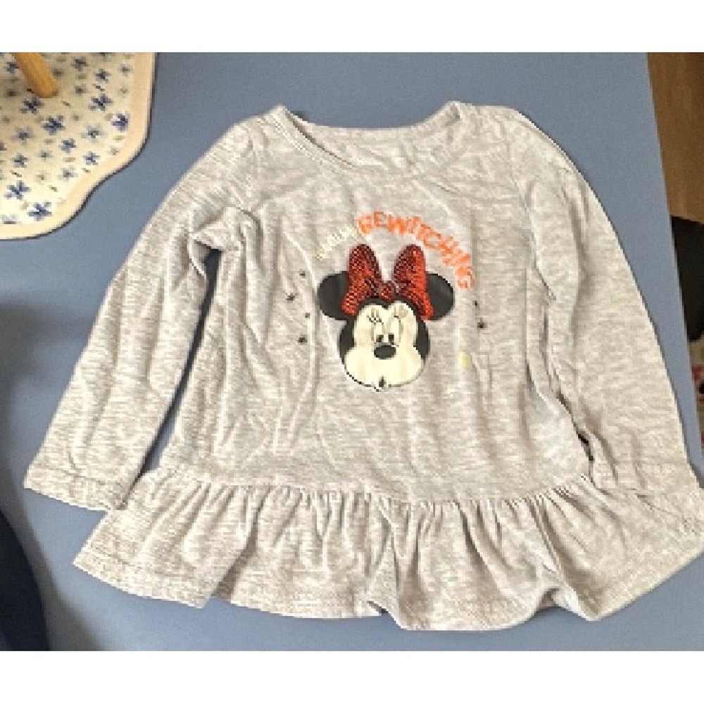 Disney Junior Minnie Mouse Girls 2T Gray Long Sleeve Peplum Top Sequin